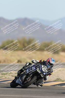 media/Oct-04-2025-CVMA (Sat) [[408bcdd6e4]]/Race 14-500-400-350 Supersport/